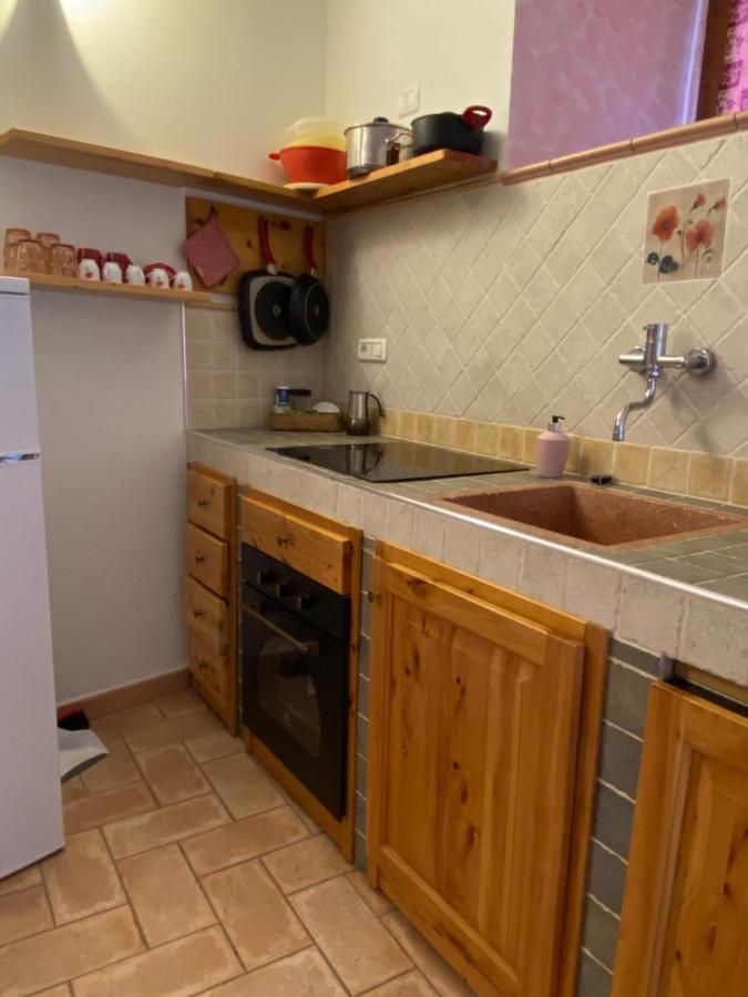 Barbarasco Mini Appartamenti Nonna Nella מראה חיצוני תמונה